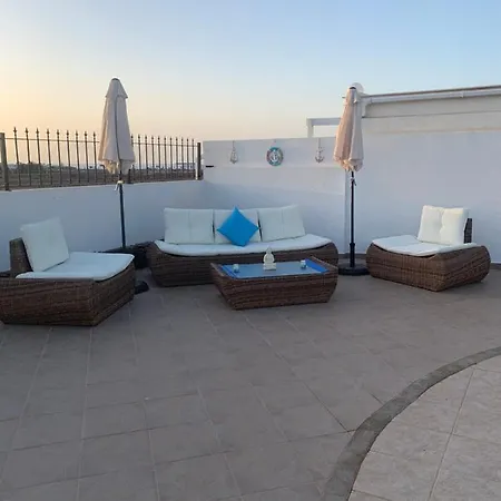 Linda * Playa Blanca (Lanzarote)