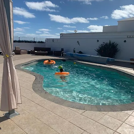 Linda Vila Playa Blanca (Lanzarote)