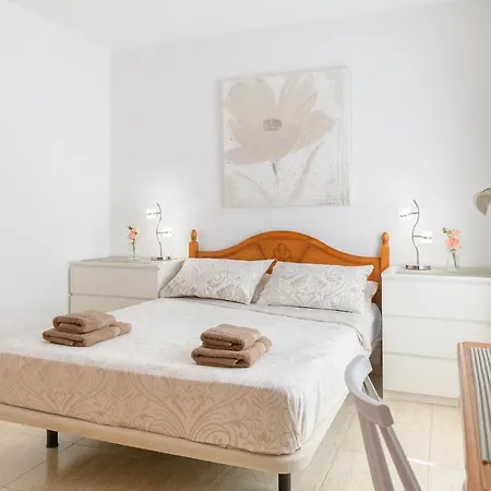 Linda * Playa Blanca (Lanzarote)