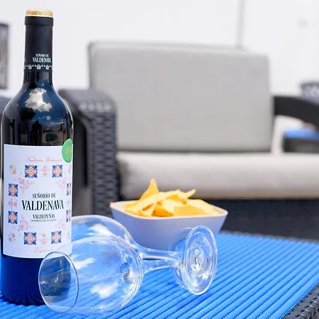 Linda * Playa Blanca (Lanzarote)